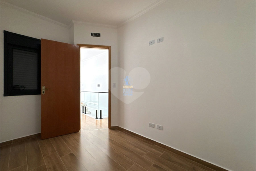 Sobrado à venda com 3 quartos, sendo 1 suíte, em Parada Inglesa, São Paulo, SP
