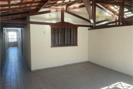 Sobrado à venda com 4 quartos, sendo 1 suíte, em Jardim Ester Yolanda, São Paulo, SP