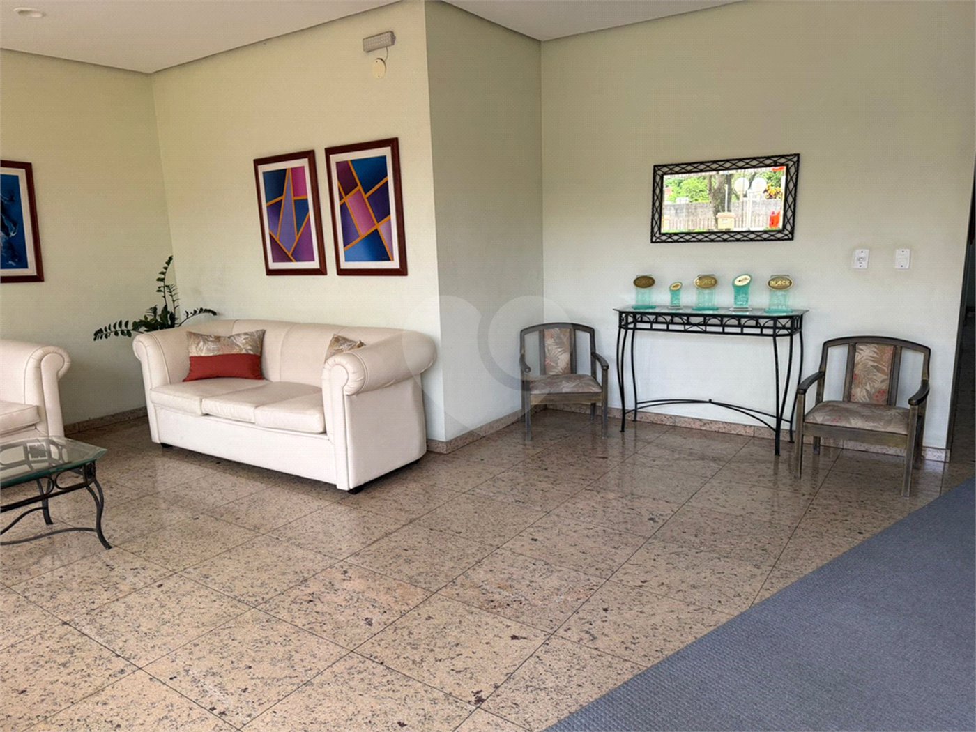 Apartamento à venda com 3 quartos, sendo 1 suíte, no Centro, Suzano, SP