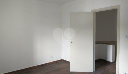Sobrado à venda com 4 quartos em Vila Maria, São Paulo, SP