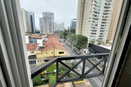 Apartamento à venda com 2 suítes em Vila Gertrudes, São Paulo, SP