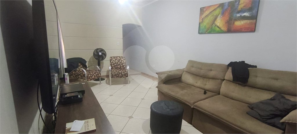 Casa à venda com 4 quartos, sendo 3 suítes, em Jardim Vila Galvão, Guarulhos, SP