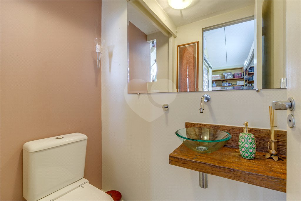 Casa Térrea à venda com 3 quartos, sendo 1 suíte,  em Chácara Monte Alegre, São Paulo, SP