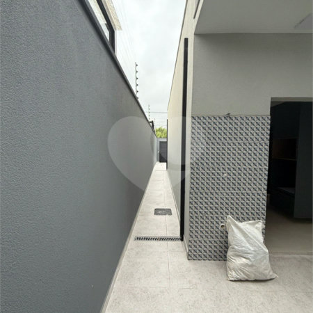 Casa à venda com 3 quartos, sendo 1 suíte,  em Jardim das Bandeiras, Mogi das Cruzes, SP