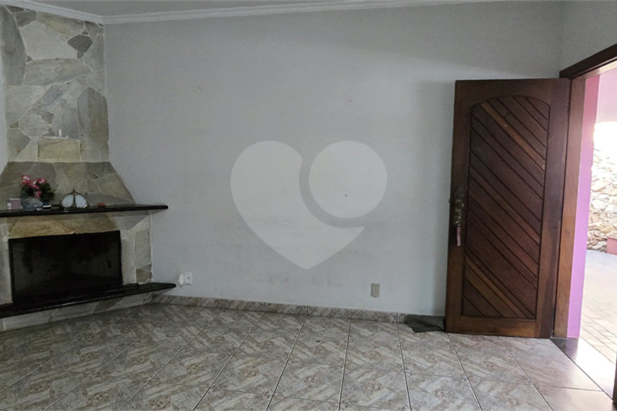 Casa à venda com 3 quartos, sendo 1 suíte, em Morumbi, São Paulo, SP