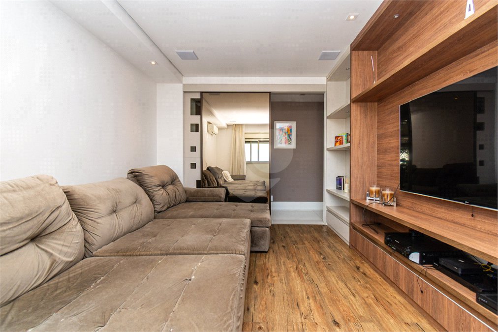 Apartamento à venda com 4 quartos, sendo 3 suítes,  em Campo Belo, São Paulo, SP