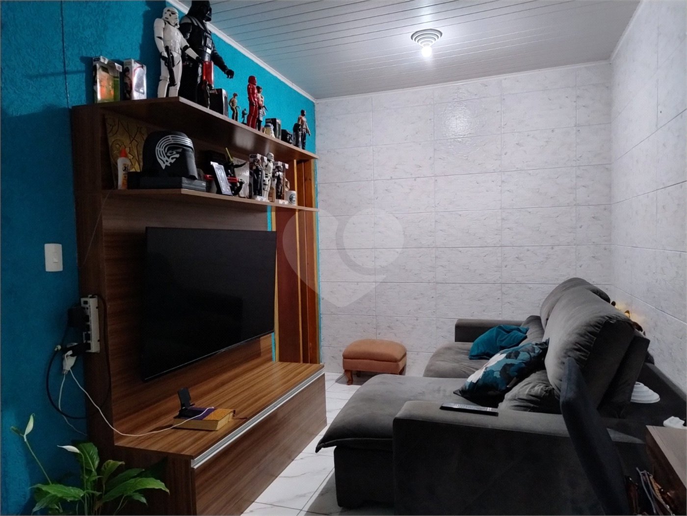 Casa à venda com 3 quartos, sendo 1 suíte,  em Vila Rei, Mogi das Cruzes, SP