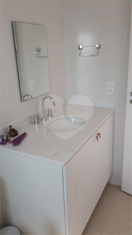Apartamento à venda com 2 quartos, sendo 1 suíte, em Vila Anastácio, São Paulo, SP