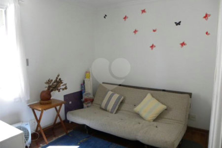 Casa à venda com 3 quartos, sendo 1 suíte, no condomínio Villas de São Francisco, São Paulo - SP