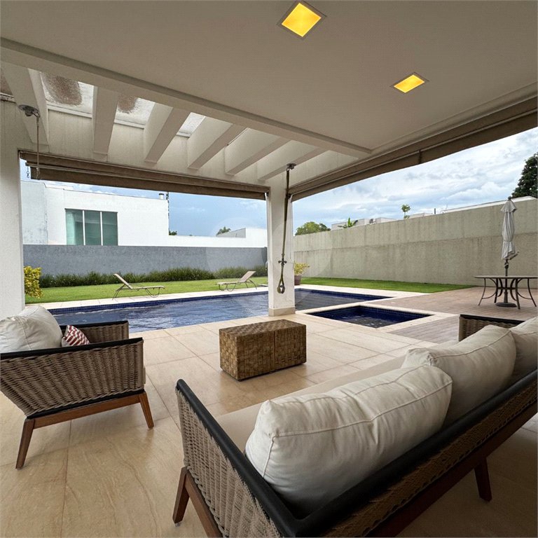 Casa à venda com 5 suítes no condomínio Fazenda Imperial, Sorocaba - SP