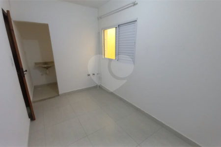 Sobrado à venda com 3 quartos, sendo 2 suítes, em Vila Adalgisa, São Paulo, SP