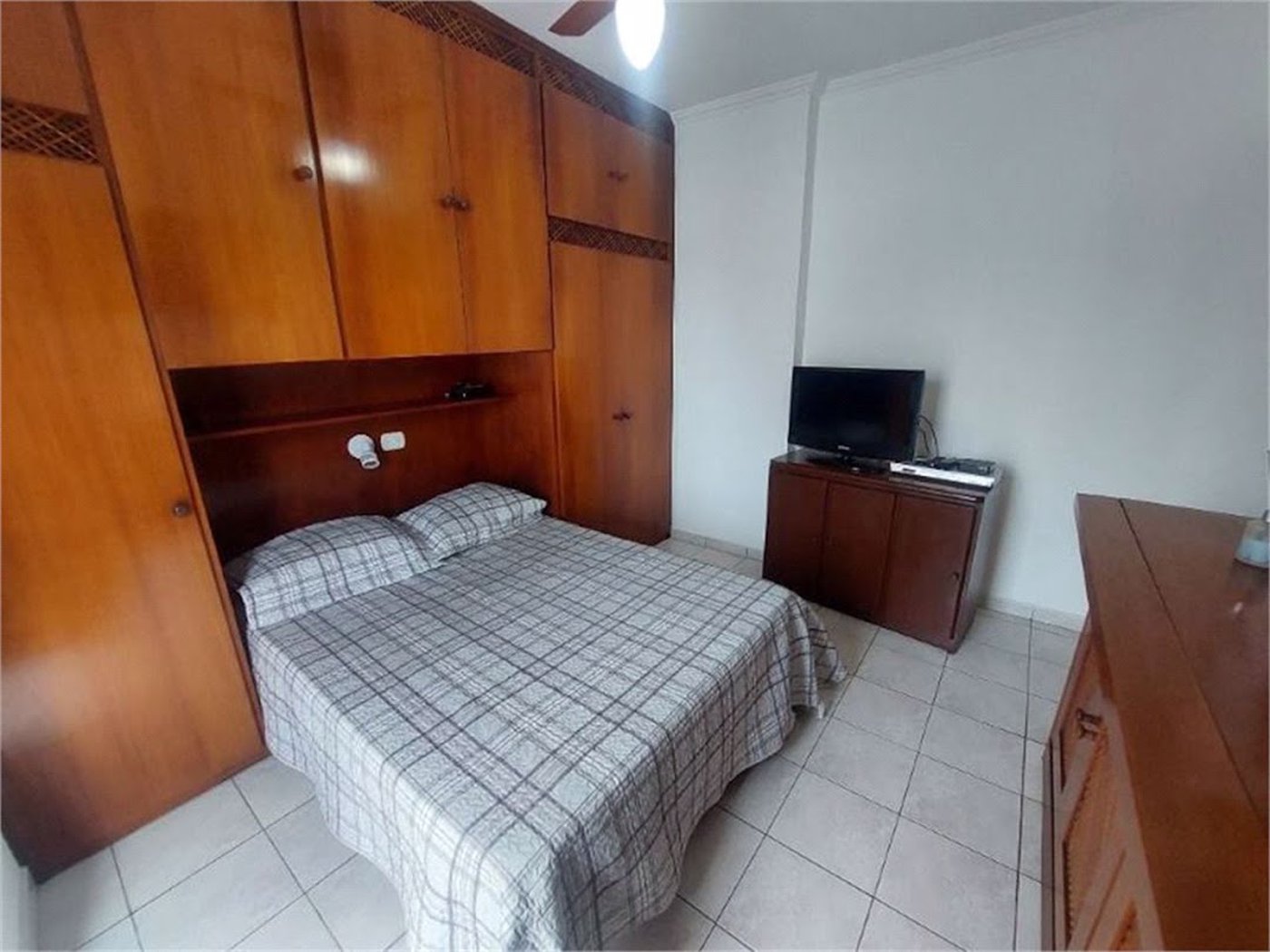 Apartamento Residencial à venda, Boqueirão, Praia Grande - AP0408.