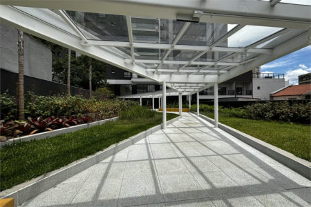 Apartamento à venda com 3 suítes em Vila Romana, São Paulo, SP