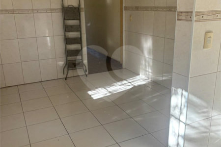 Casa à venda com 3 quartos em Socorro, São Paulo, SP