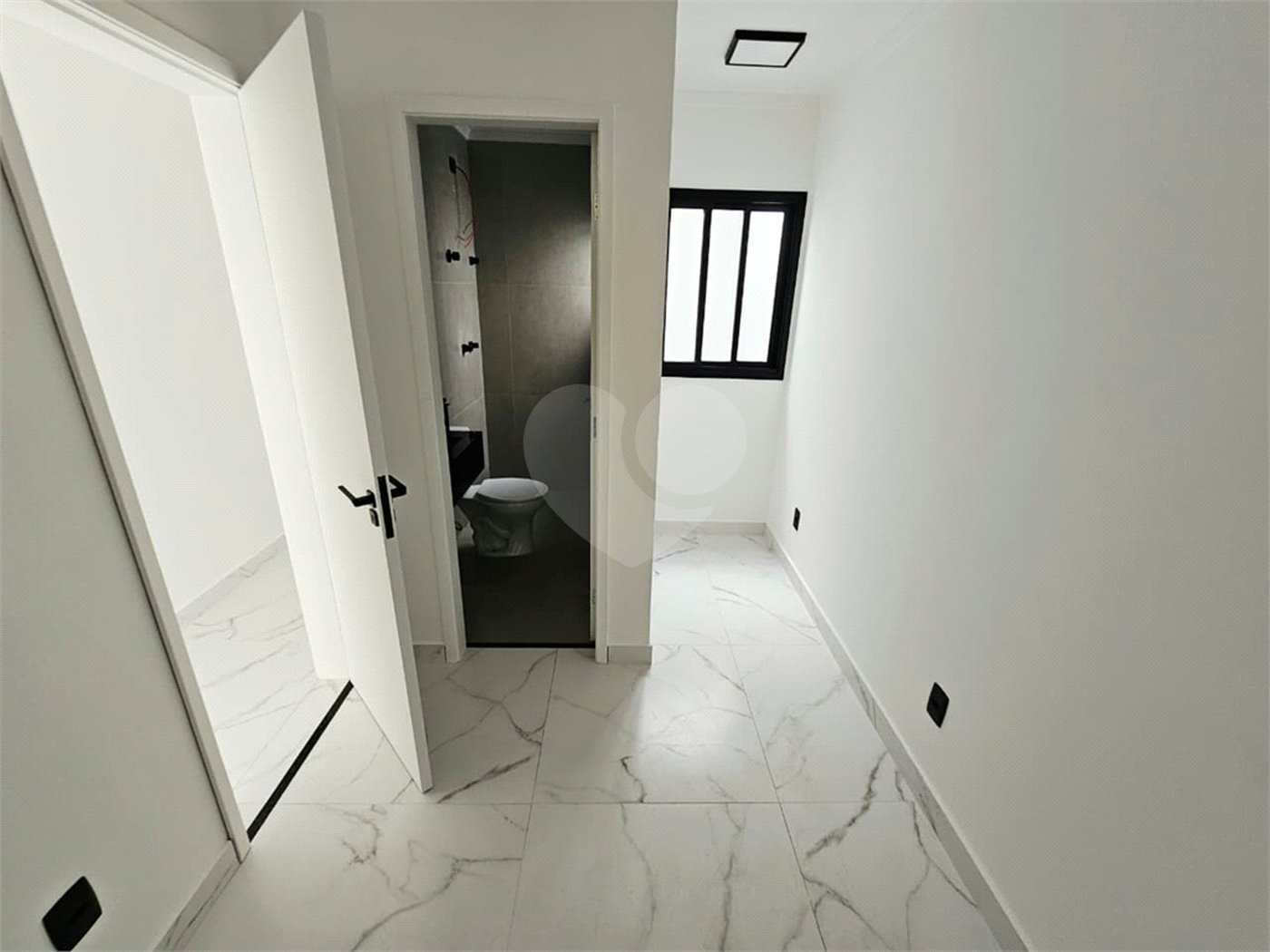Sobrado à venda com 3 quartos, sendo 2 suítes,  em Vila Dom Pedro II, São Paulo, SP
