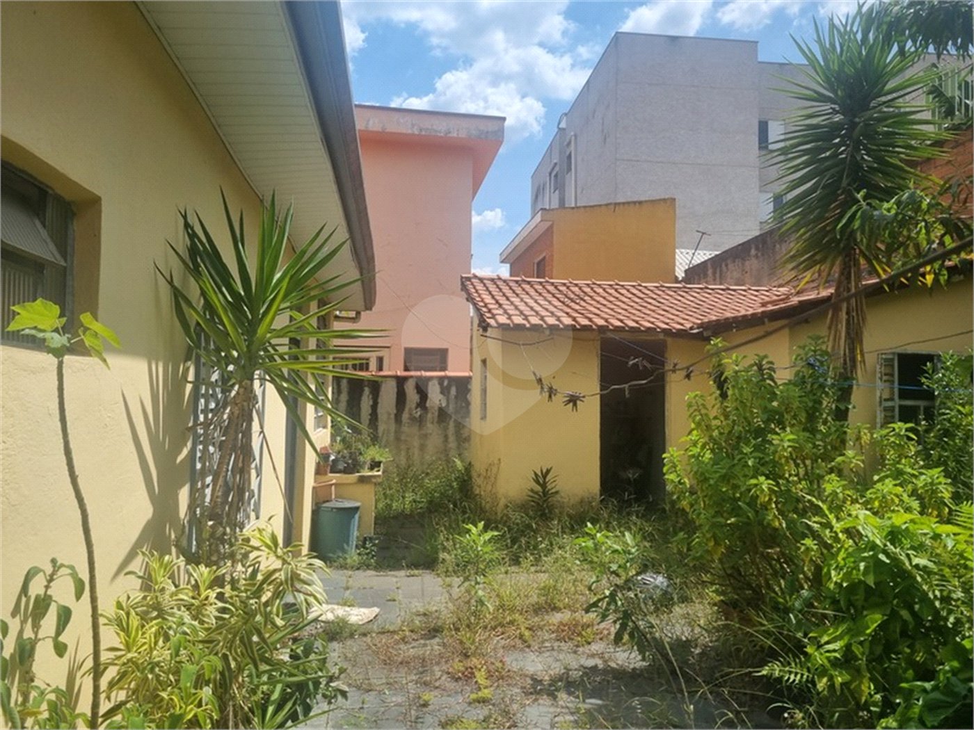 Casa Térrea à venda com 4 quartos em Vila Nivi, São Paulo, SP