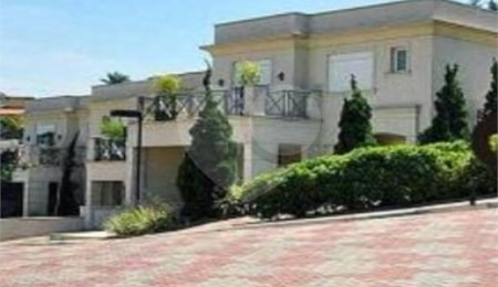 Casa à venda com 4 suítes no condomínio Village Paineiras, São Paulo - SP