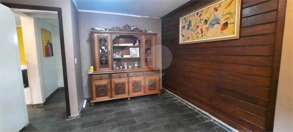Casa à venda com 3 quartos, sendo 1 suíte, no condomínio Alpes da Cantareira, Mairiporã - SP
