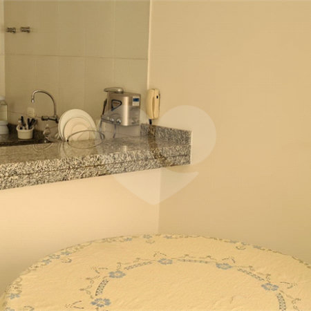 Sobrado à venda com 3 quartos, sendo 1 suíte, em Vila Mariana, São Paulo, SP