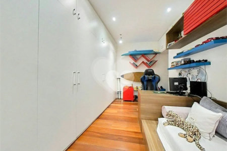 Apartamento à venda com 3 quartos, sendo 1 suíte, em Lagoa, Rio de Janeiro, RJ