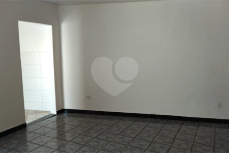 Casa Térrea à venda com 3 quartos, sendo 2 suítes, em Jardim Franca, São Paulo, SP