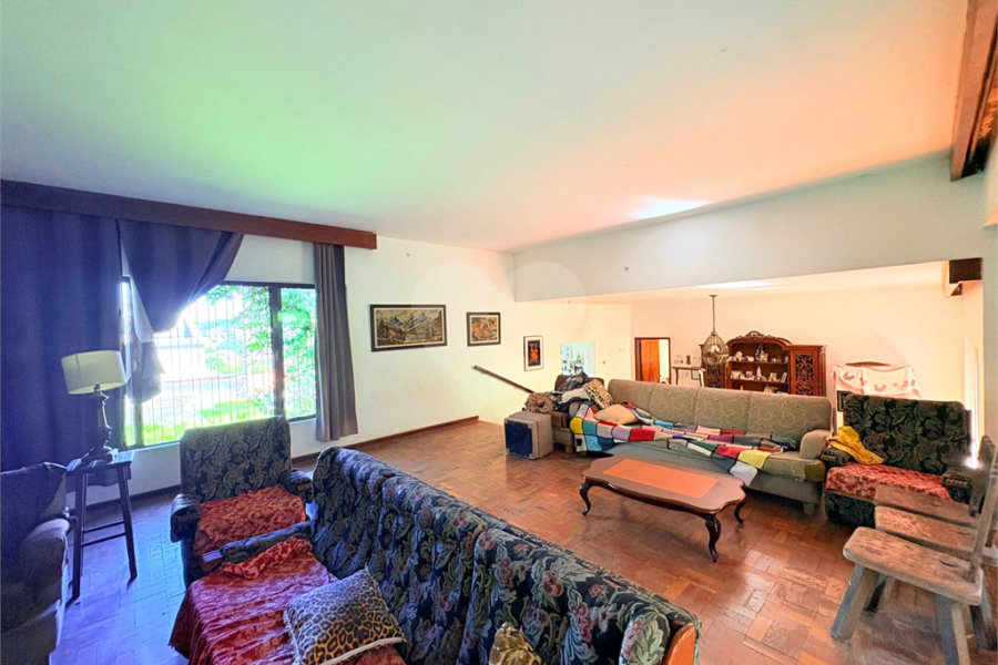 Casa Térrea à venda com 3 quartos, sendo 1 suíte, em Jardim Floresta, São Paulo, SP