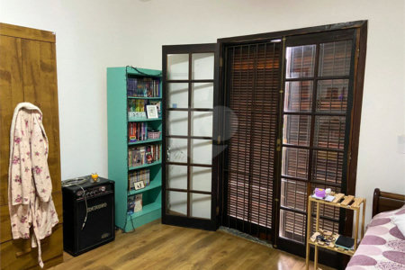 Casa à venda com 3 quartos, sendo 1 suíte,  em Jardim Fonte Áurea, Poá, SP