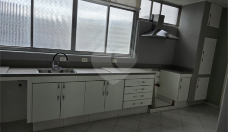 Apartamento à venda com 2 suítes em Cerqueira César, São Paulo, SP