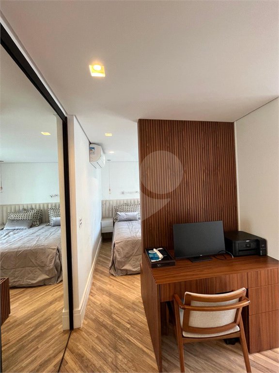 Apartamento à venda com 3 quartos, sendo 2 suítes, em Cerqueira César, São Paulo, SP