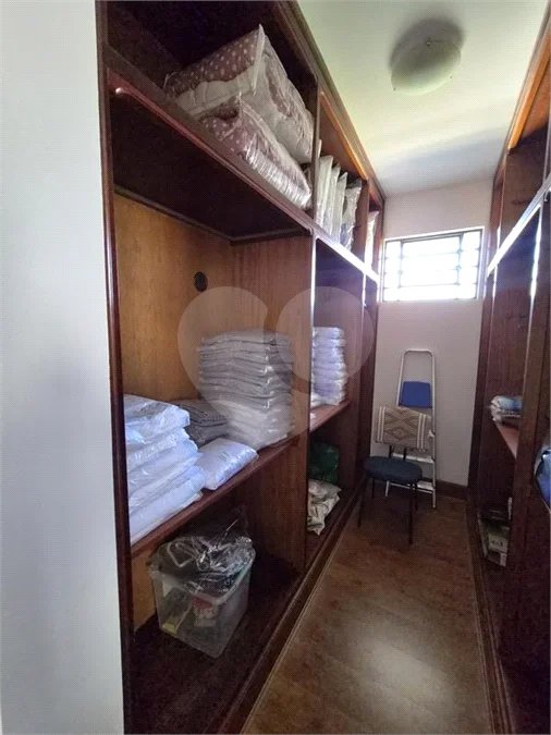Condomínio à venda com 6 suítes em Cumbari, Mairiporã, SP