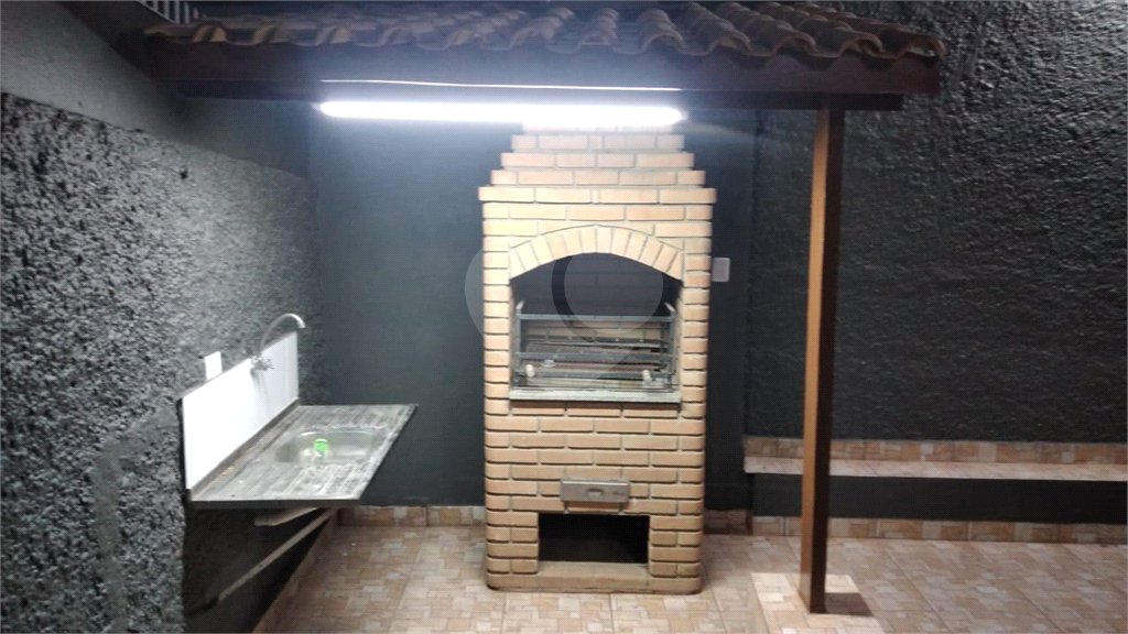 Sobrado à venda com 3 quartos, sendo 1 suíte, em Chora Menino, São Paulo, SP