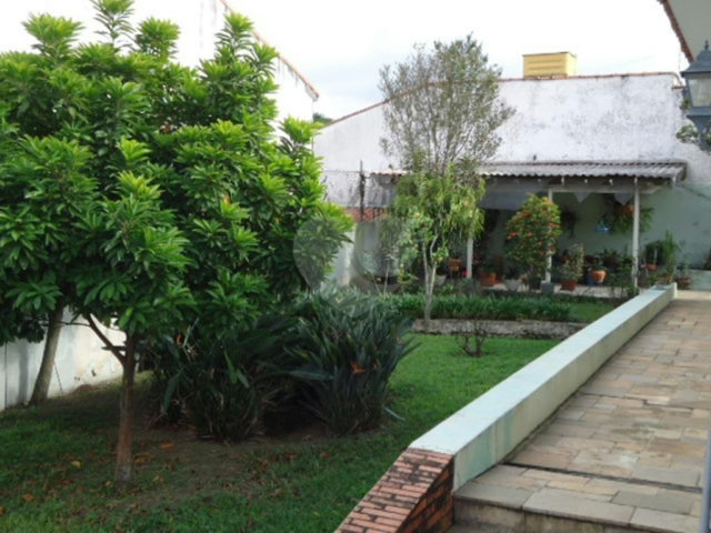 Casa Térrea à venda com 4 quartos, sendo 1 suíte,  em Jardim Peri, São Paulo, SP