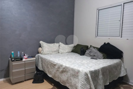 Sobrado à venda com 3 quartos, sendo 1 suíte,  em Villa Di Cesar, Mogi das Cruzes, SP