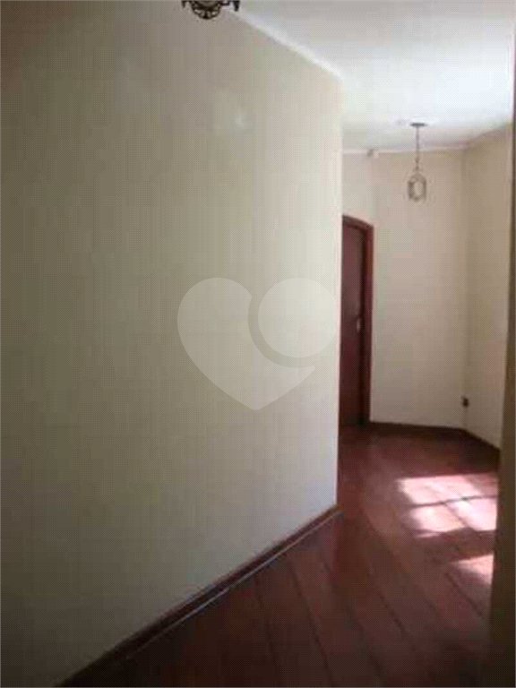 Sobrado à venda com 4 suítes em Vila Trujillo, Sorocaba, SP