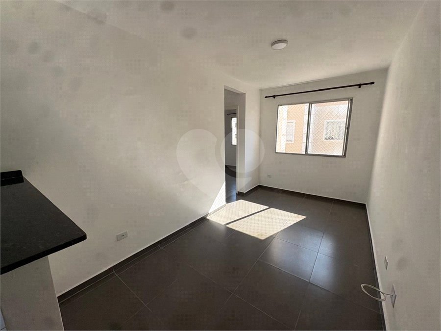Apartamento à venda com 2 quartos em Vossoroca, Votorantim, SP