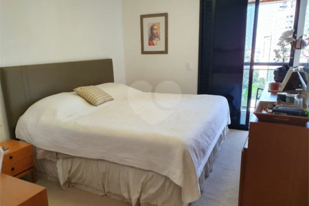 Apartamento à venda com 4 quartos, sendo 2 suítes, em Santana, São Paulo, SP