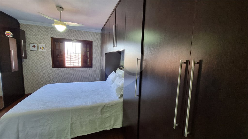 Sobrado à venda com 4 quartos, sendo 1 suíte, em Tremembé, São Paulo, SP