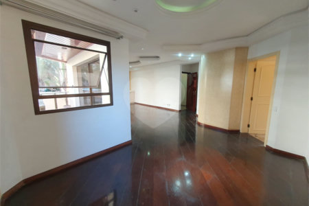 Apartamento à venda com 4 quartos, sendo 2 suítes, em Vila Gomes Cardim, São Paulo, SP