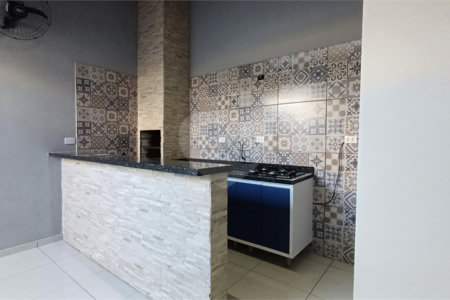 Casa à venda com 2 quartos em Vila Mazzei, Itapetininga, SP