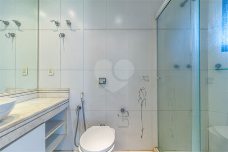 Apartamento à venda com 3 quartos, sendo 2 suítes, em Vila Andrade, São Paulo, SP