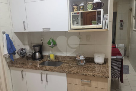 Apartamento à venda com 3 quartos, sendo 1 suíte, em Maracanã, Rio de Janeiro, RJ