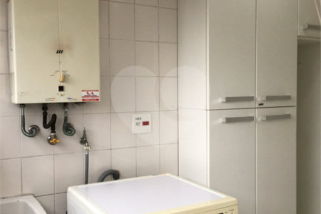 Apartamento à venda com 2 quartos, sendo 1 suíte, em Vila Pompéia, São Paulo, SP
