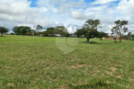 Loteamento Residencial em Condomínio