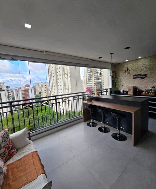 Apartamento com 3 quartos e 3 vagas na Vila Suzana
