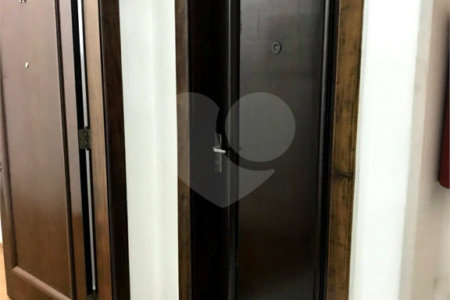 "Apartamento 2 dormitórios, 72 m² em localização privilegiada"