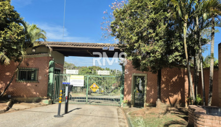 Chácara à venda com 3 quartos, sendo 1 suíte,  em Chácaras Monte Verde, Itu, SP