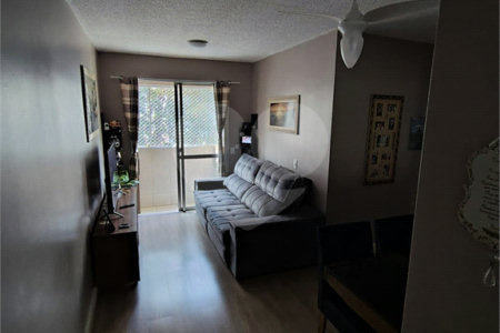 Apartamento à venda com 3 quartos em Jardim Santa Emília, São Paulo, SP