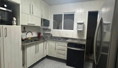 Casa à venda com 3 quartos, sendo 1 suíte,  no condomínio Residencial Villa Felicitá Ii, São Paulo - SP