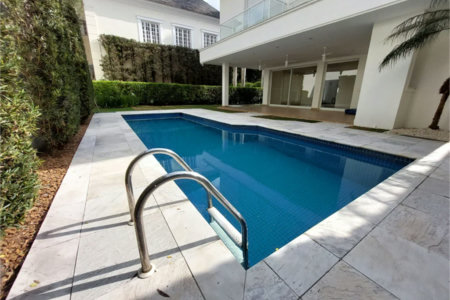 Casa à venda com 4 suítes no condomínio Residencial Morumbi, São Paulo - SP