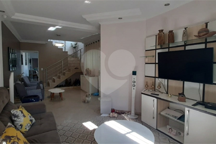 Sobrado à venda com 3 quartos, sendo 1 suíte, em Jaçanã, São Paulo, SP